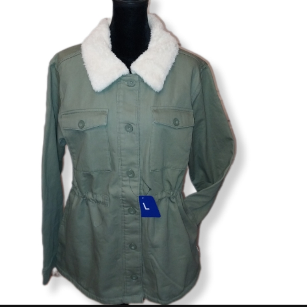 HANG TEN JACKET  .